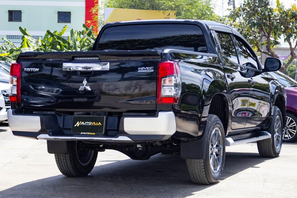 Mitsubishi Triton Doublecab 2.4 GLS Plus M/T 2021 *LK0522*